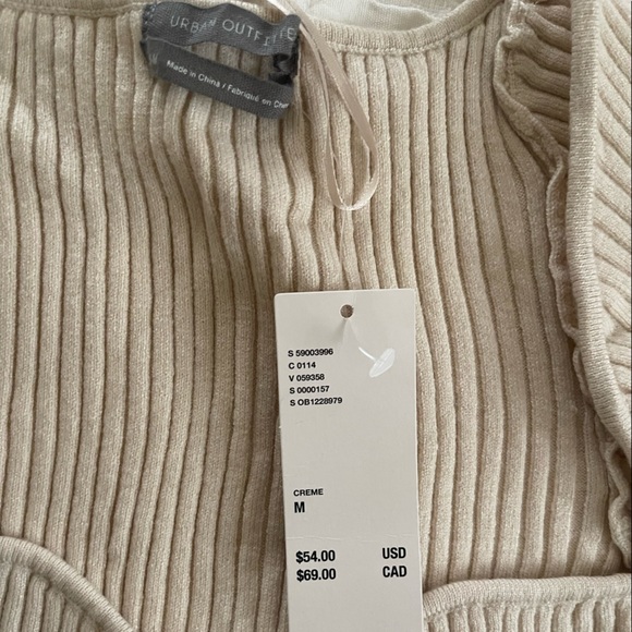 BNWT Urban outfitters top - Picture 2 of 3